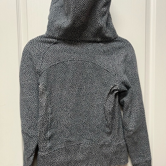 Lululemon Scuba Black and White Zip-Up Jacket - Picture 6 of 9